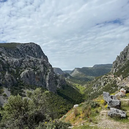 Aegean House 度假居 *